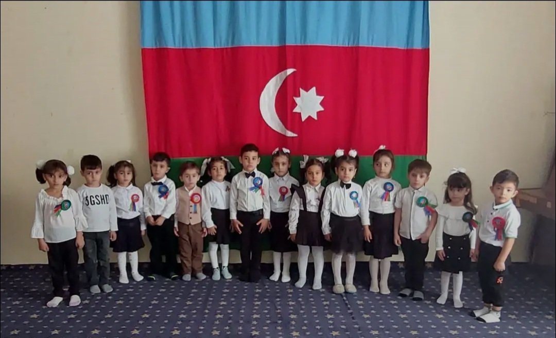 Bağırova Minayə – Uşaqlara Sevgi və Qayğı ilə Yanaşan Rəhbər