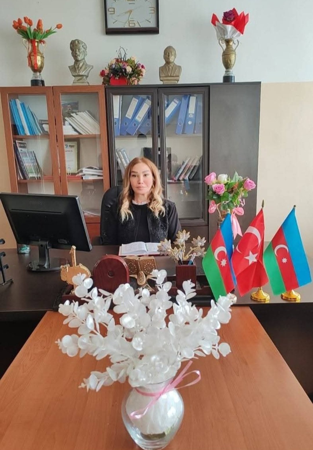 Təhsilə Dəyər Qatan Rəhbər – Leyla Allahverdiyevanın Fədakar Fəaliyyəti