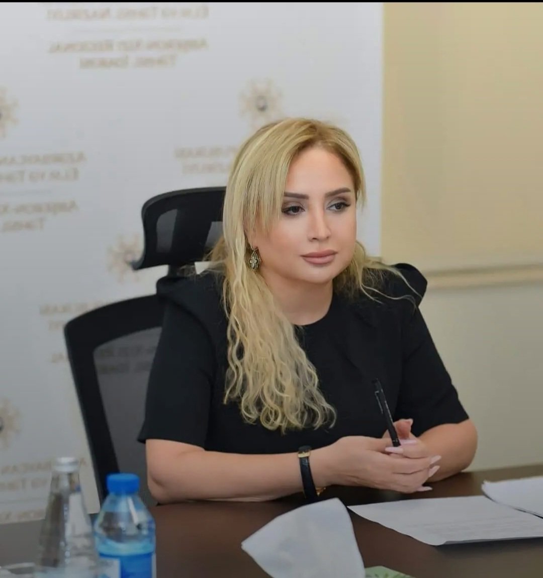 Abşeron-Xızı təhsilinin inkişaf yolunda İlhamə Abdullayevanın rəhbərlik missiyası – Müəllim əməyinə verilən yüksək dəyər